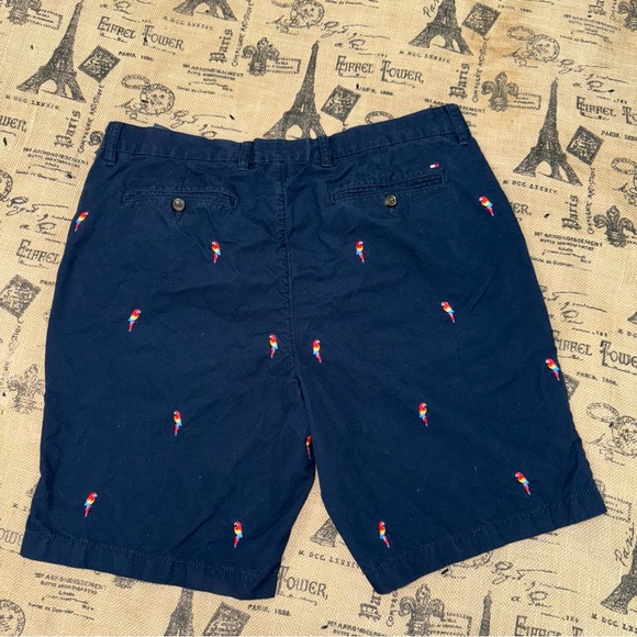 Tommy Hilfiger Navy Blue Parrot Embroidery Shorts Size 35
Excellent Condition - Picture 7 of 11